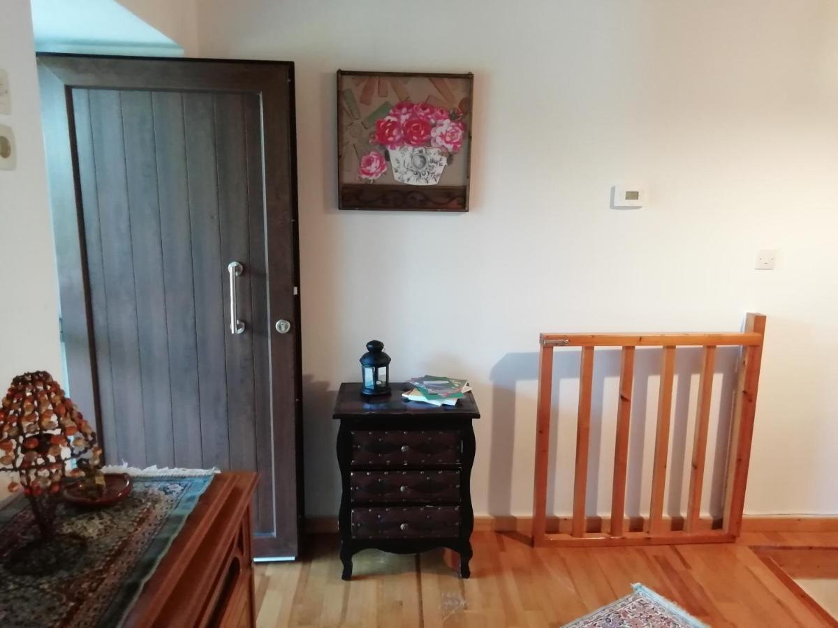 Cosy Lake House, Μια Ανάσα Πριν Τη Λίμνη Kalivia  ภายนอก รูปภาพ