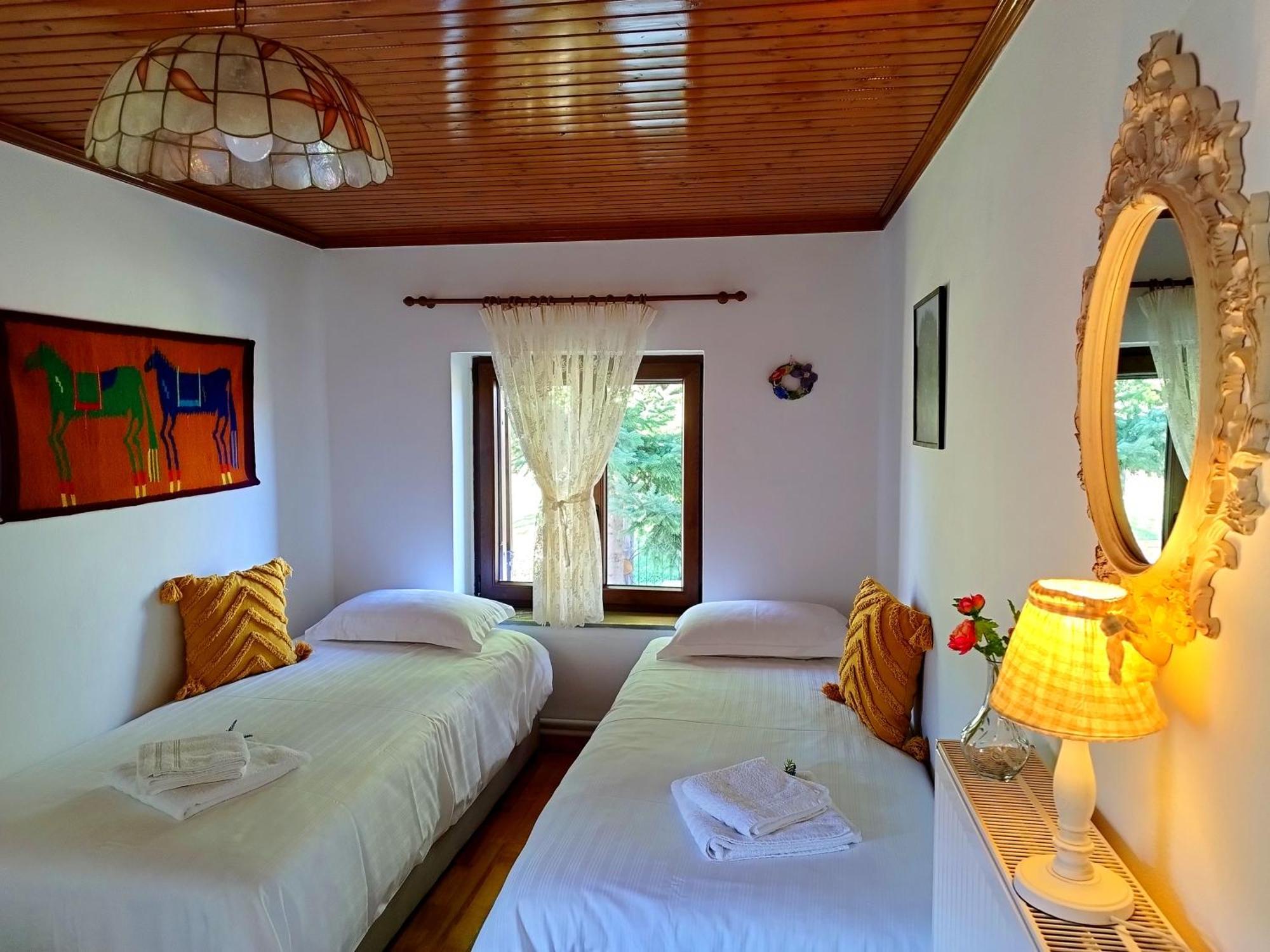 Cosy Lake House, Μια Ανάσα Πριν Τη Λίμνη Kalivia  ภายนอก รูปภาพ