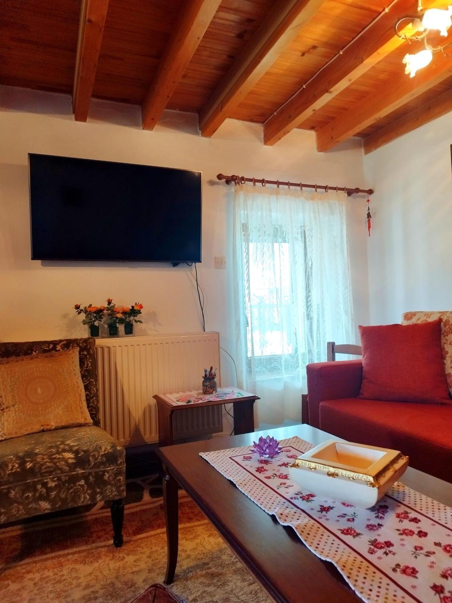 Cosy Lake House, Μια Ανάσα Πριν Τη Λίμνη Kalivia  ภายนอก รูปภาพ