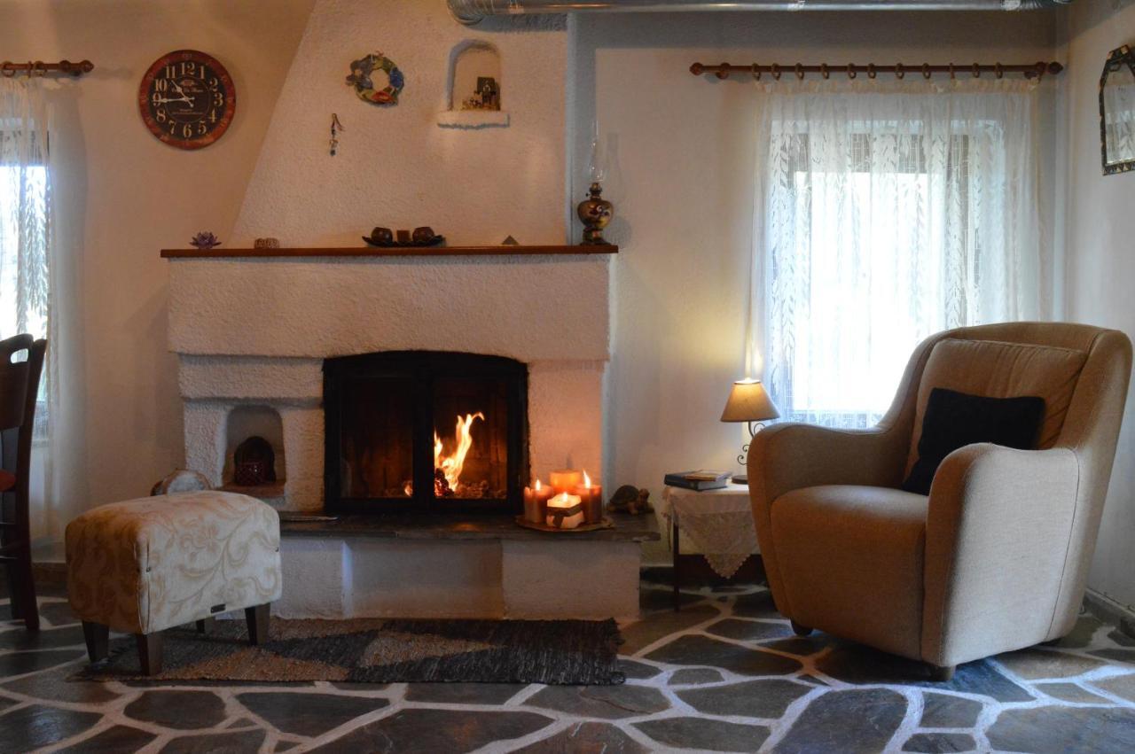 Cosy Lake House, Μια Ανάσα Πριν Τη Λίμνη Kalivia  ภายนอก รูปภาพ
