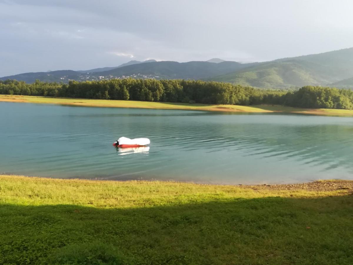 Cosy Lake House, Μια Ανάσα Πριν Τη Λίμνη Kalivia  ภายนอก รูปภาพ
